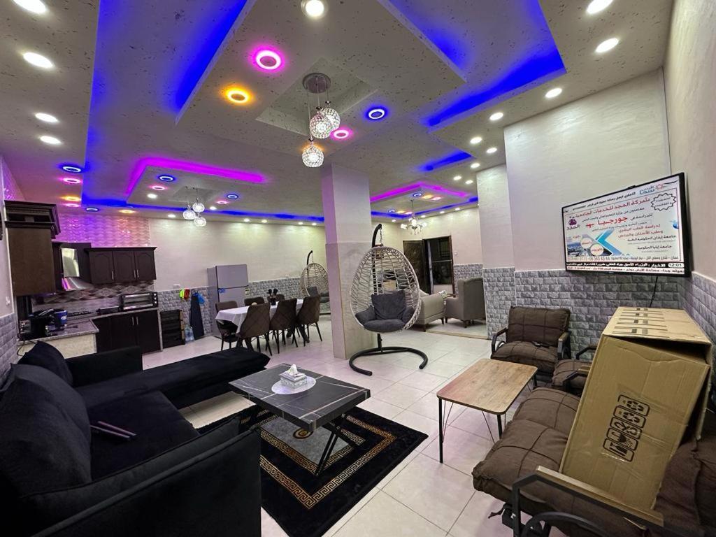 بيت الضيافة الملكية Apartment Tulkarm Bagian luar foto